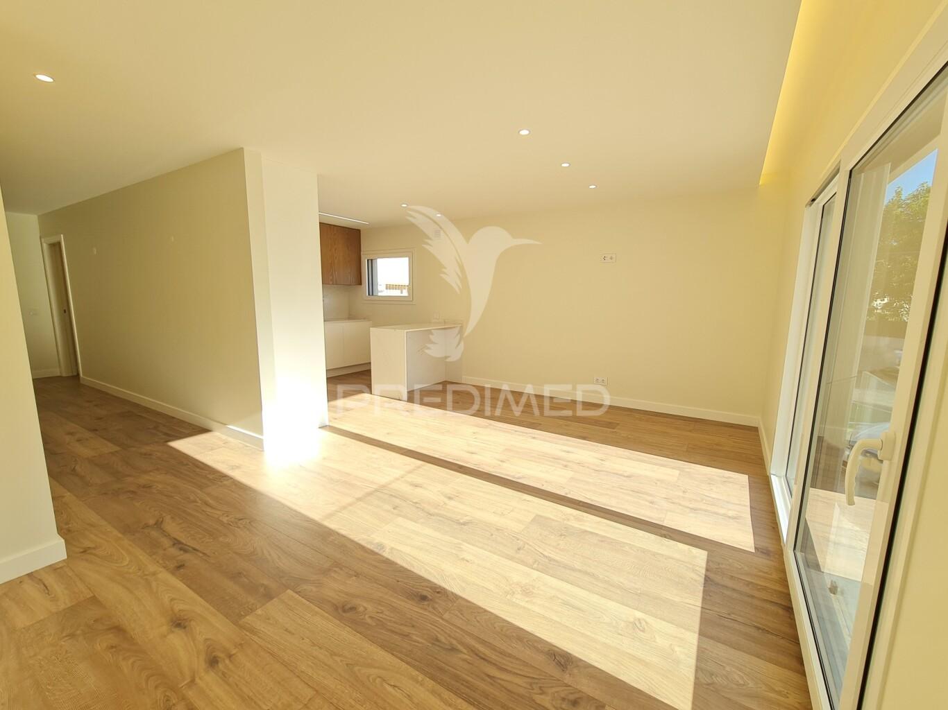 T1, elegância contemporânea a estrear no coração de cascais