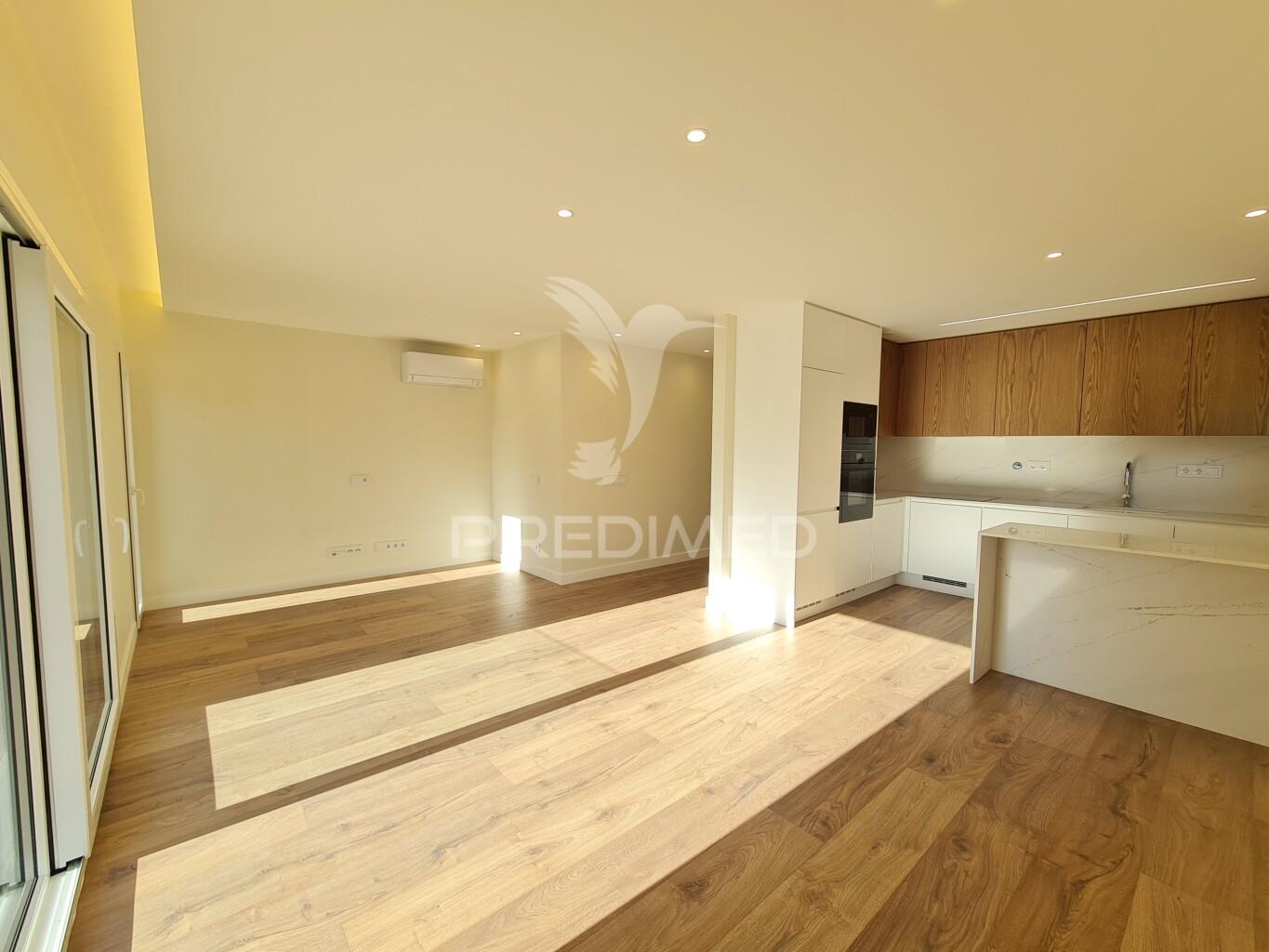 T1, elegância contemporânea a estrear no coração de cascais