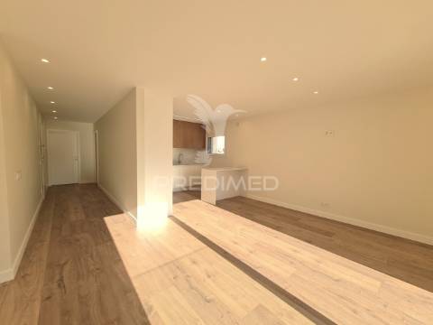 T1, elegância contemporânea a estrear no coração de cascais