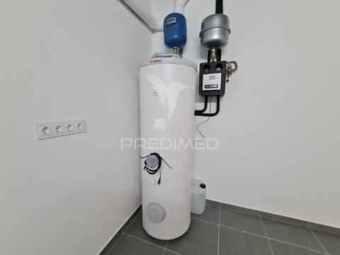 T3, elegância contemporânea a estrear no coração de cascais