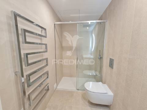 T3, elegância contemporânea a estrear no coração de cascais