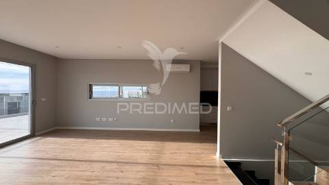 Moradia isolada t4, paúl do mar - calheta - ilha da madeira