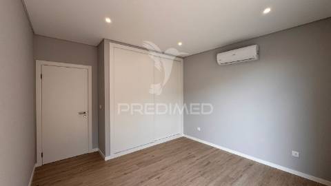 Moradia isolada t4, paúl do mar - calheta - ilha da madeira