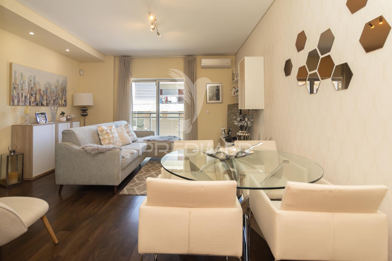 Apartamento t2 || paio pires