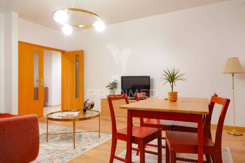 Apartamento t2 remodelado, abrantes.