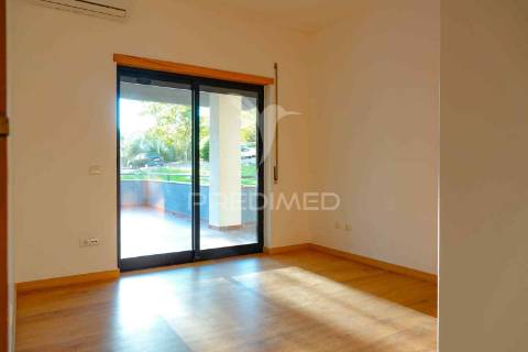 Apartamento t2 remodelado, abrantes.