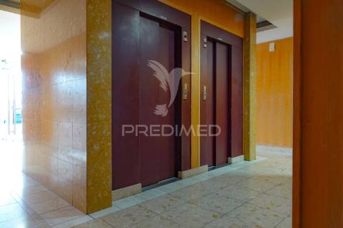 Apartamento t2 remodelado, abrantes.