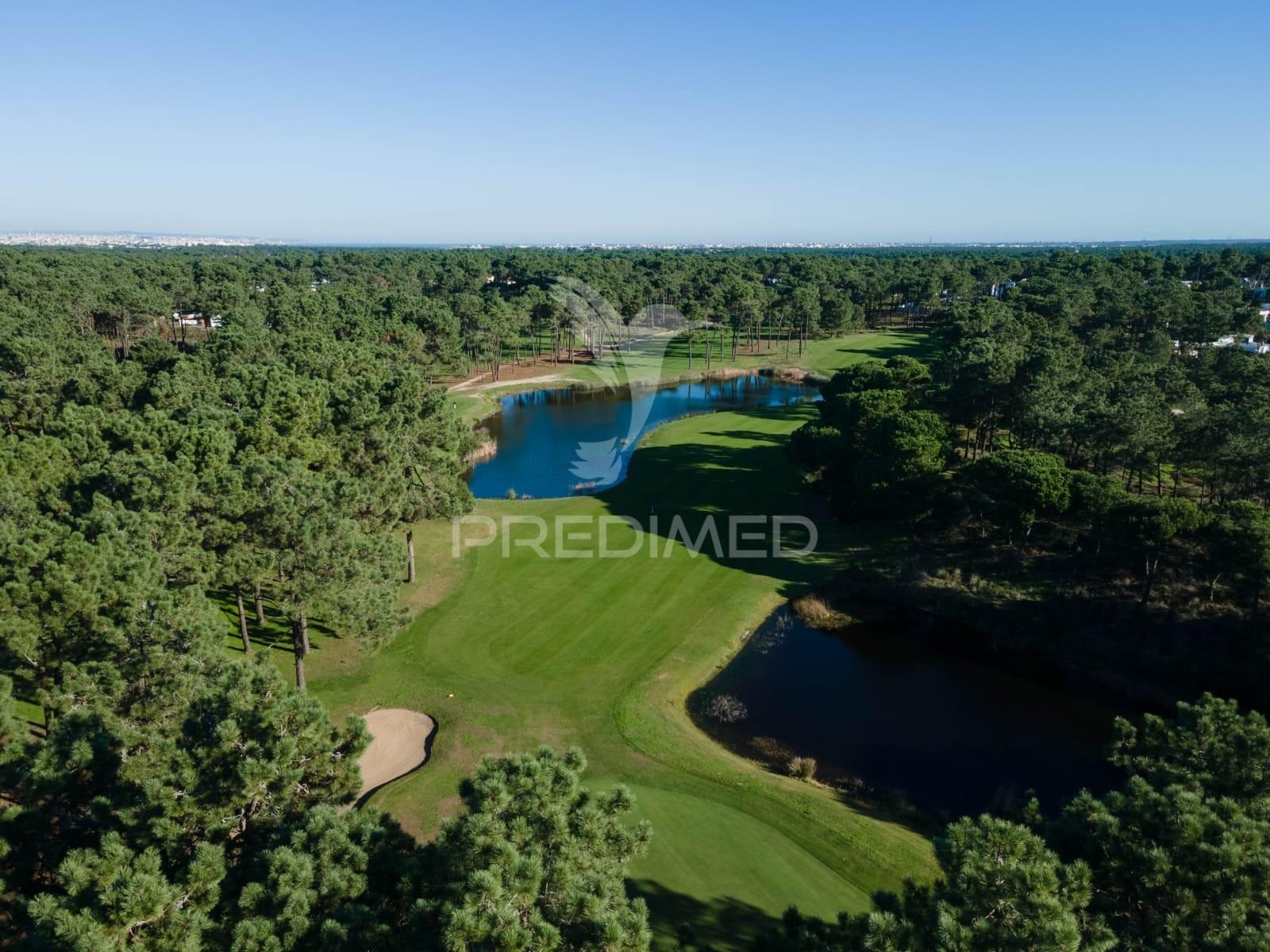 Fantástica moradia na herdade da aroeira