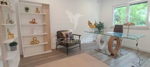 Fantástica moradia na herdade da aroeira