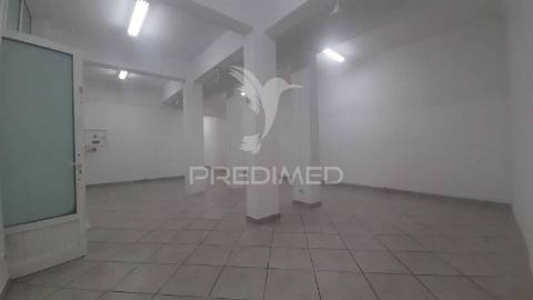 ✨ oportunidade única ✨ loja p./ comércio ou serviços de 163,50m2 ( junto à av. luisa todi ).