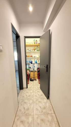 Apartamento t2+1 semi-remodelado