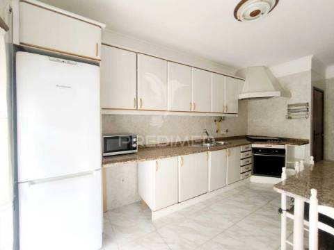 Arrendamento - viva com conforto próximo do centro da cidade - apartamento t3