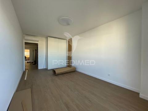 Apartamento t2 com garagem