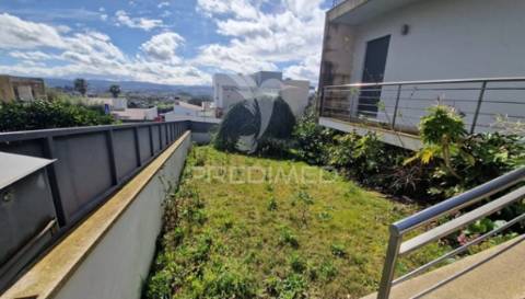 Moradia v3 com sauna e jacuzzi — louredo, paredes