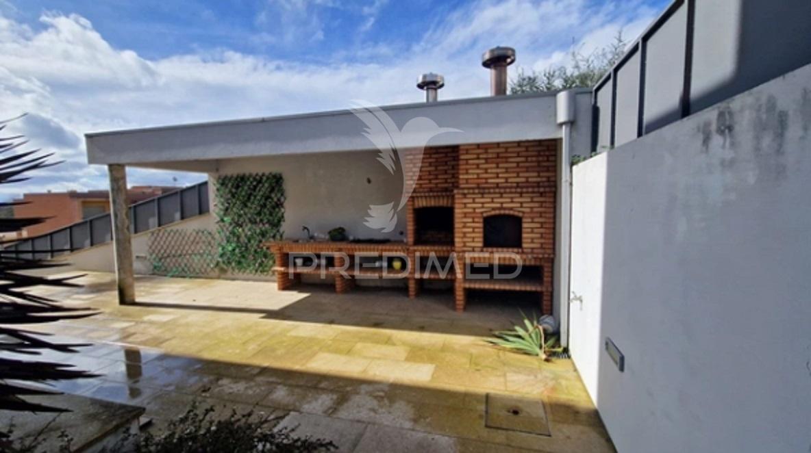 Moradia v3 com sauna e jacuzzi — louredo, paredes