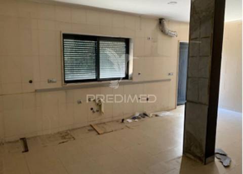 Moradia v3 com sauna e jacuzzi — louredo, paredes