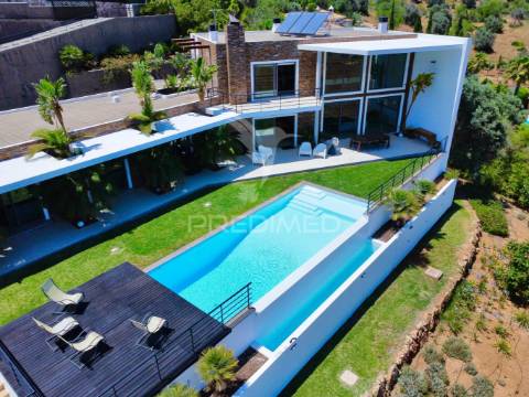 Fantástica moradia em belmonte