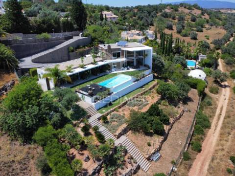 Fantástica moradia em belmonte