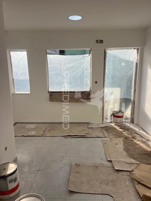 Apartamento t3 com quintal seixal