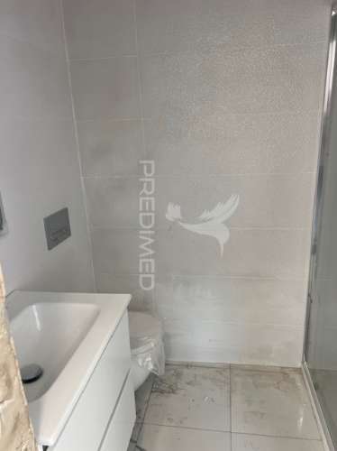 Apartamento t3 com quintal seixal