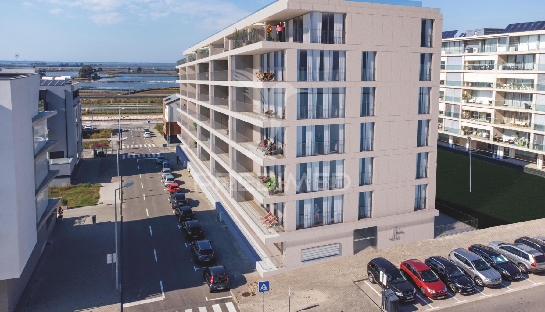 Apartamento t2 com suite, varanda e 2 garagens – barrocas, aveiro