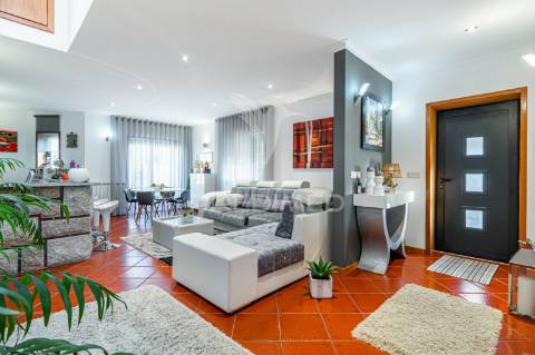 Moradia t3 espaçosa e luminosa – fafe