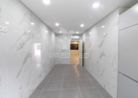 Andar moradia t3 duplex novo com box e terraço em alfena