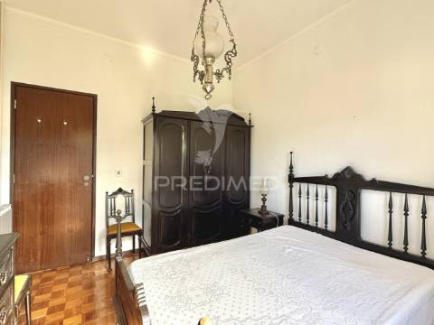 Moradia t2 em alcaria - porto de mós