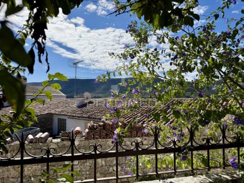 Moradia t2 em alcaria - porto de mós