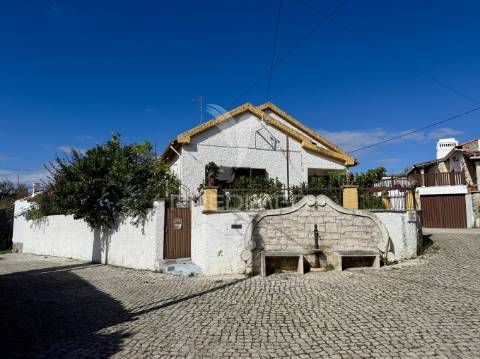 Moradia t2 em alcaria - porto de mós