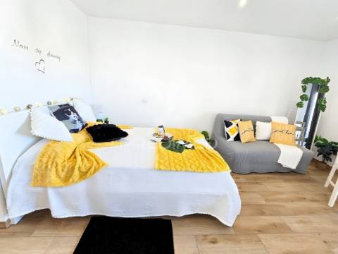 Estúdio remodelado, piscina, a 200 metros da praia da rocha