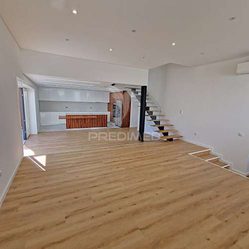 Moradia t4+1 renovada águas santas, maia