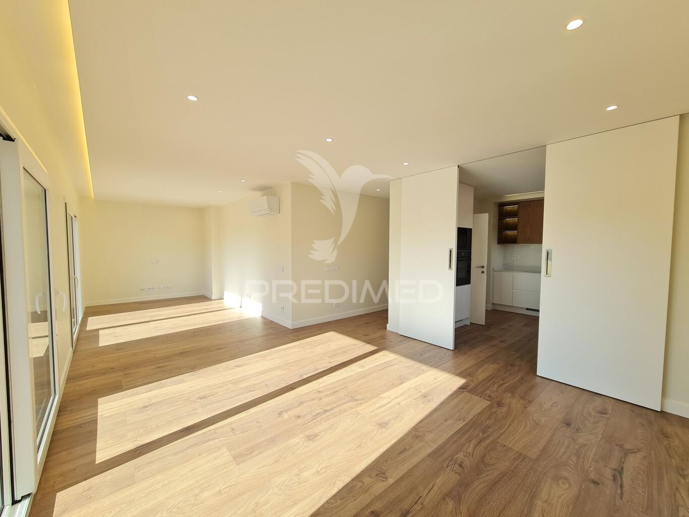 Elegância contemporânea a estrear no coração de cascais