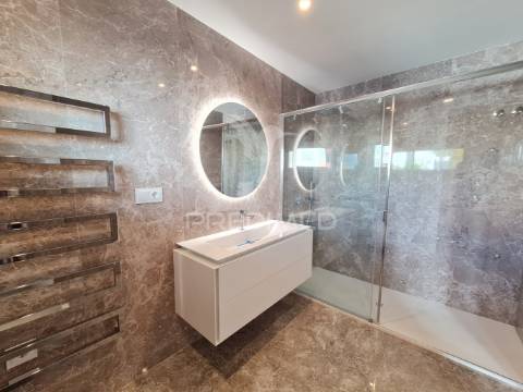 Elegância contemporânea a estrear no coração de cascais