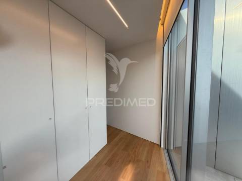 Apartamento t3 duplex novo