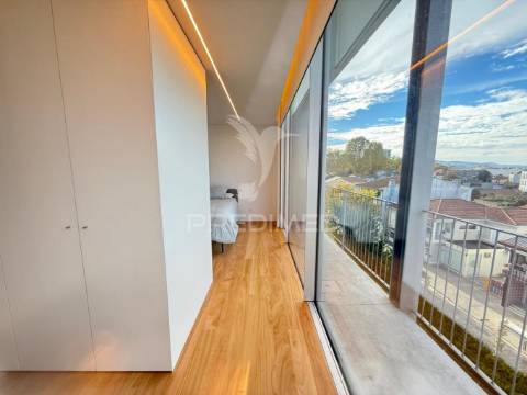 Apartamento t3 duplex novo