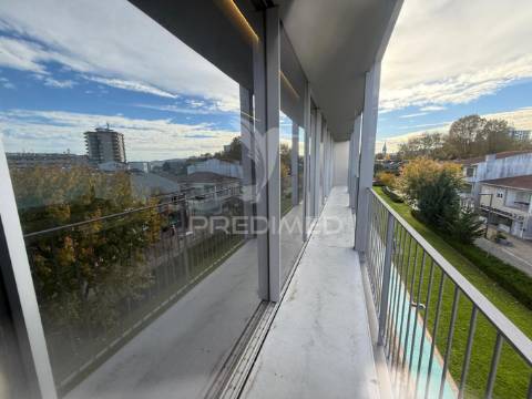 Apartamento t3 duplex novo