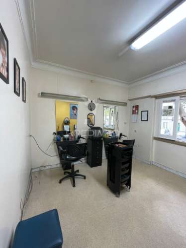 Excelente oportunidade de investimento em lisboa – alcântara!