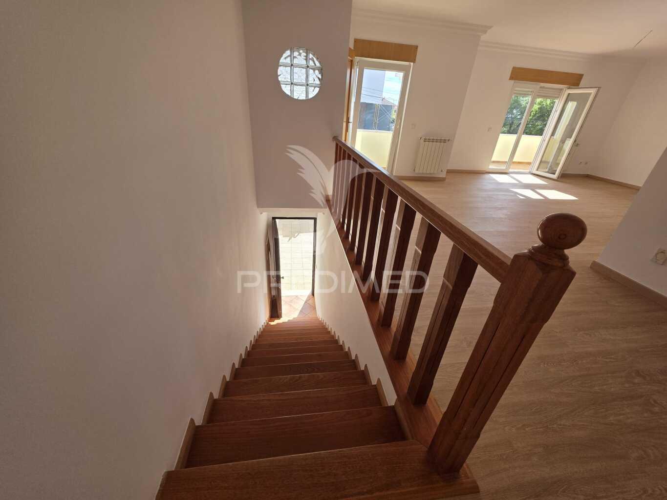 T3 em manique - 2 lugares de estacionamento