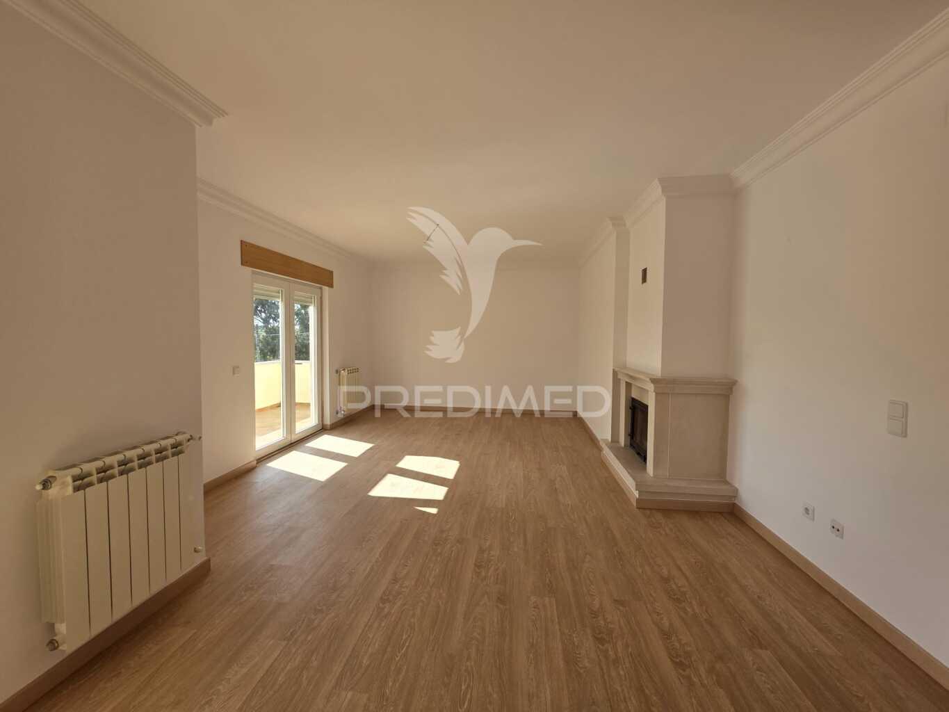 T3 em manique - 2 lugares de estacionamento