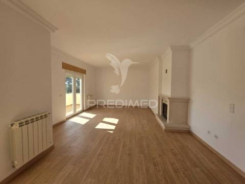 T3 em manique - 2 lugares de estacionamento