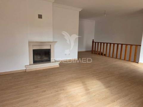 T3 em manique - 2 lugares de estacionamento