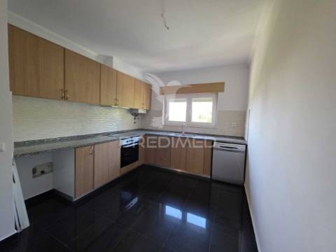 T3 em manique - 2 lugares de estacionamento