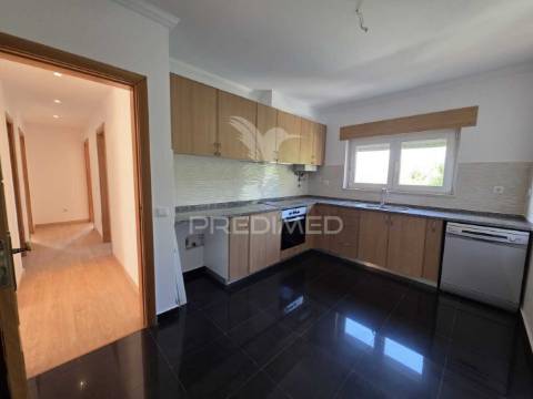 T3 em manique - 2 lugares de estacionamento