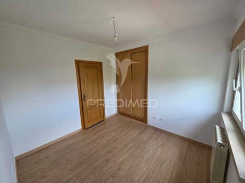 T3 em manique - 2 lugares de estacionamento