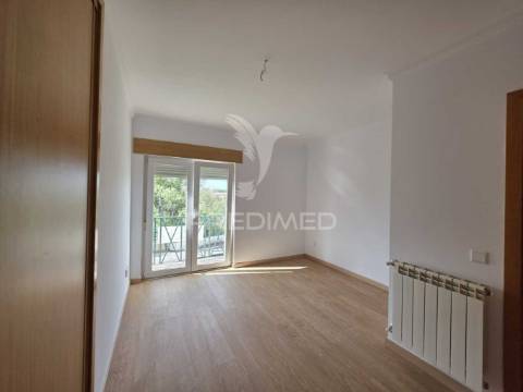 T3 em manique - 2 lugares de estacionamento