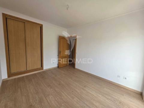 T3 em manique - 2 lugares de estacionamento