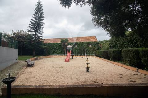 Apartamento t3 no carregado em condomínio fechado