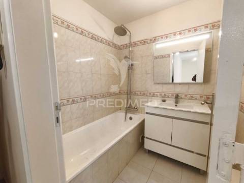 Apartamento t2 c/melhoramentos