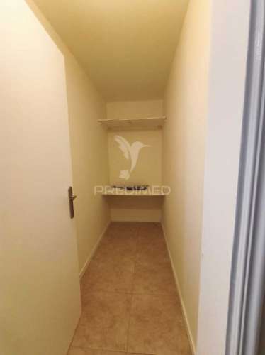 Apartamento t2 c/melhoramentos